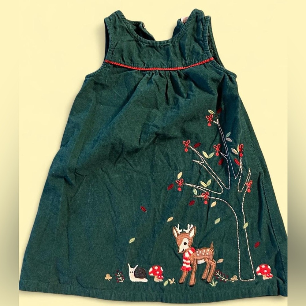Green Sleeveless Dress with Deer Embroidery
